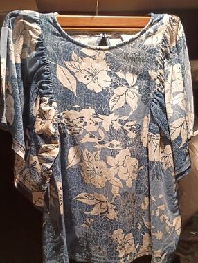 Blue Floral Ruffle-Sleeve Tunic Top - Casual Women's Wear